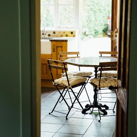 Langs Hall Leyland Eksteriør bilde