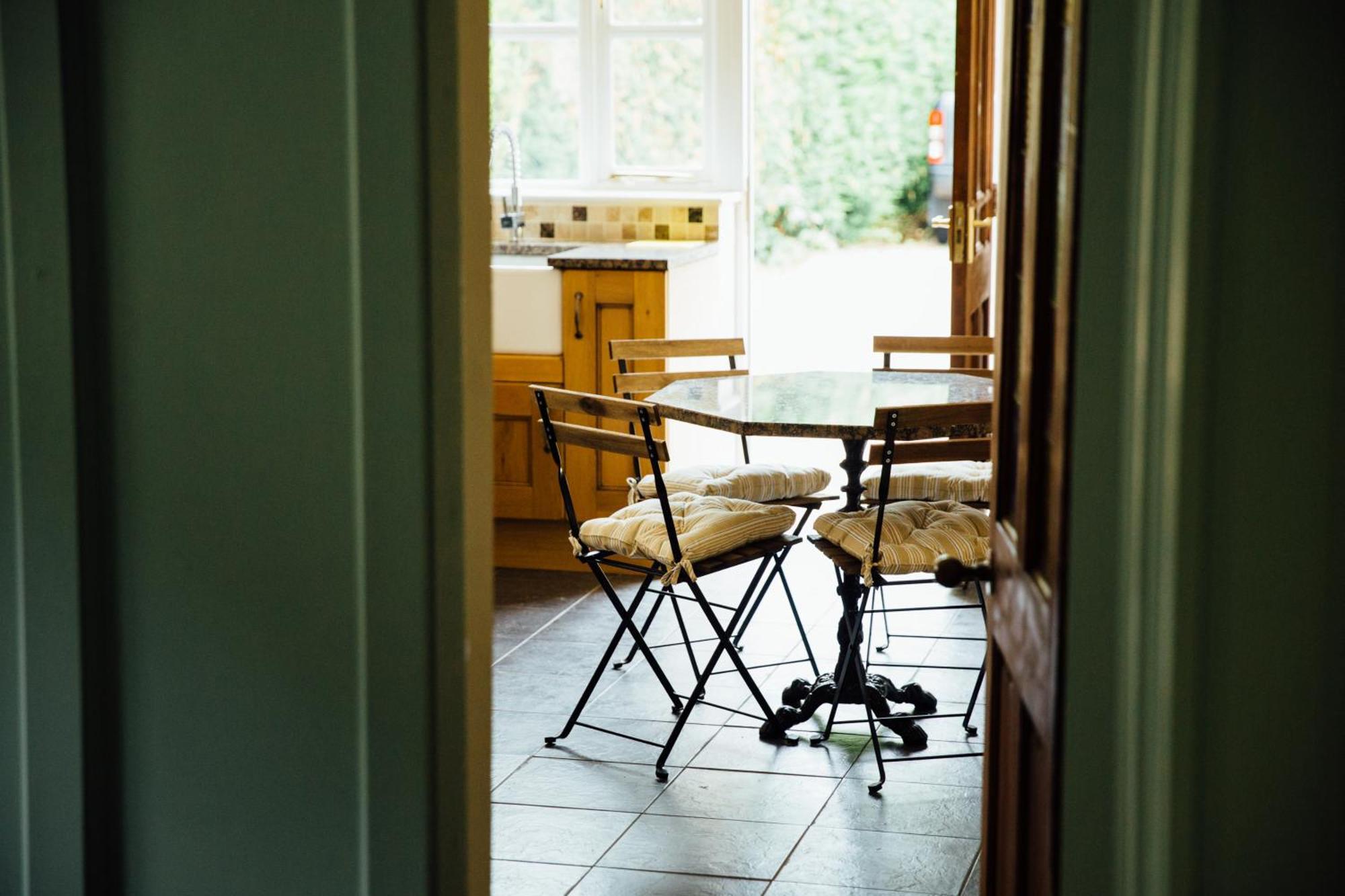 Langs Hall Leyland Eksteriør bilde